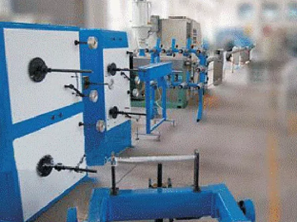 Butterfly shaped optical cable comprehensive production line