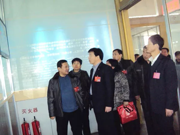阳谷十七届人大代表莅临山东太平洋光缆指导工作